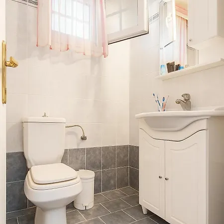 Alba Apartment Néa Meságkala